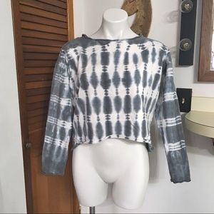 4/$20 VICINITY Cropped Tie-Dye  Long Sleeve Top